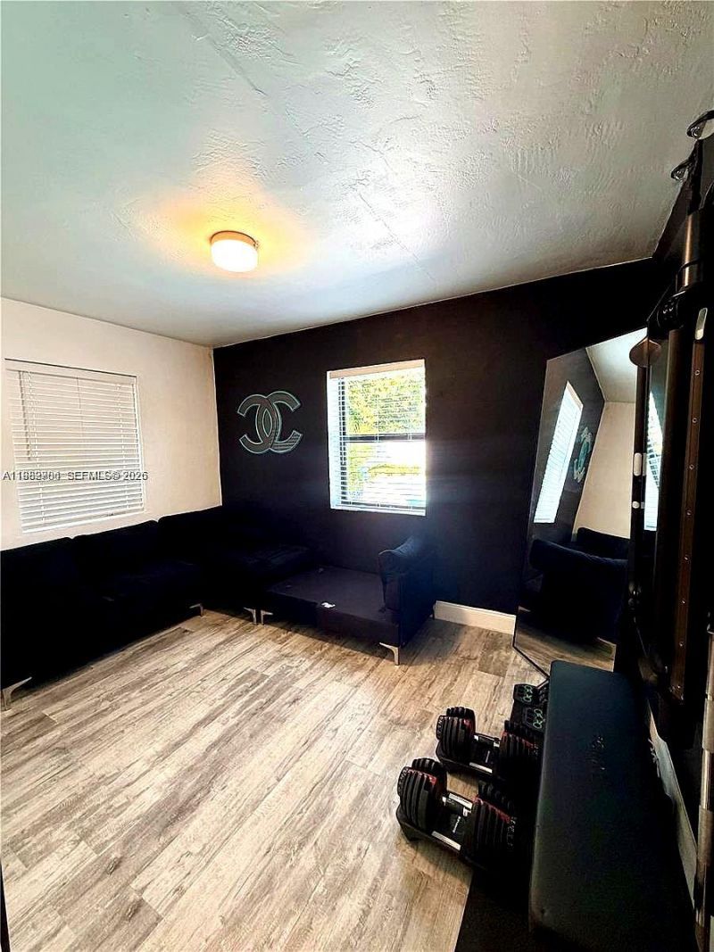1161 NW 15th St, Fort Lauderdale, FL 33311 Photo