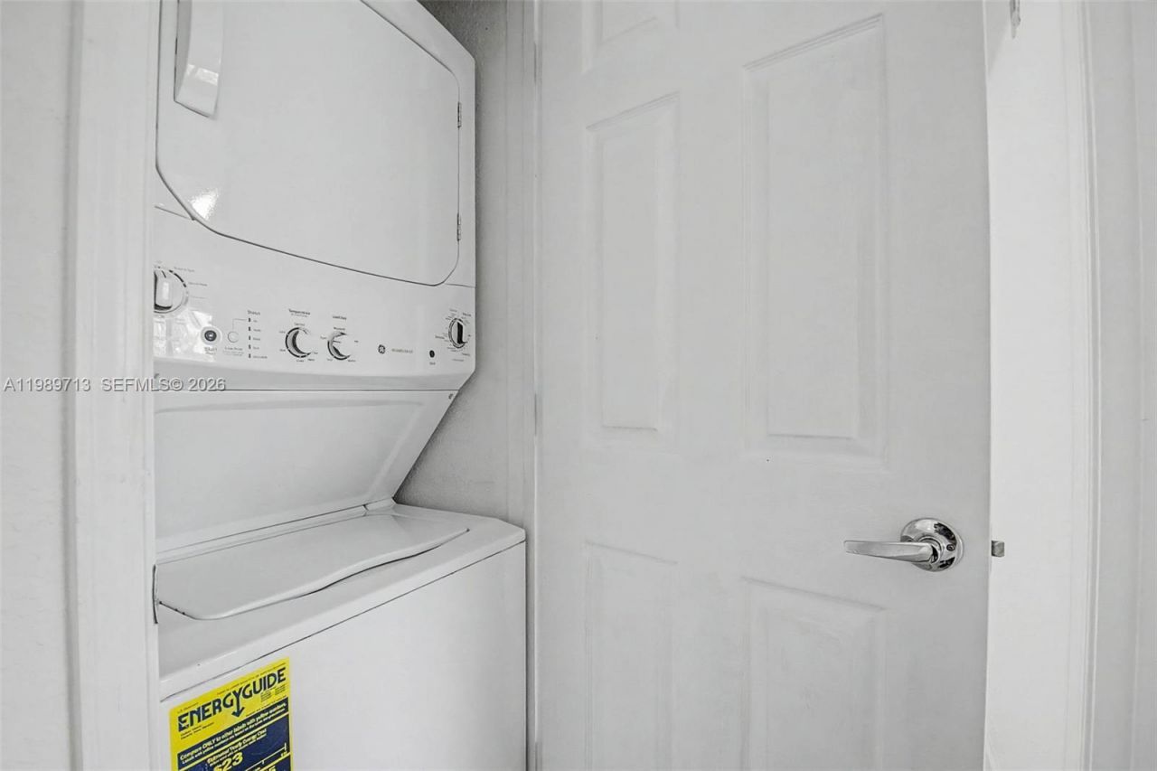 7000 SW 80th St, Unit 210, Miami, FL 33143 Photo