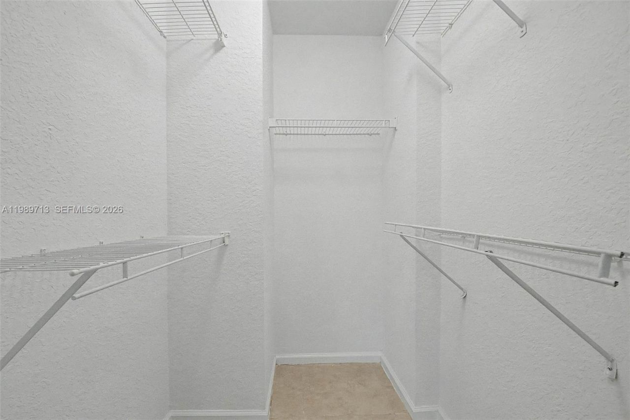 7000 SW 80th St, Unit 210, Miami, FL 33143 Photo