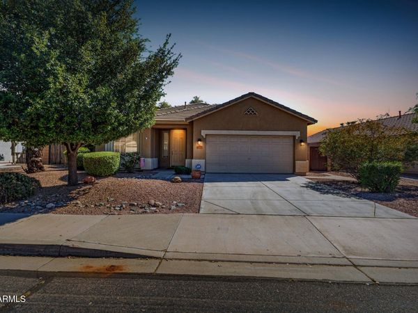 4875 E BELLERIVE Drive, Chandler, AZ 85249