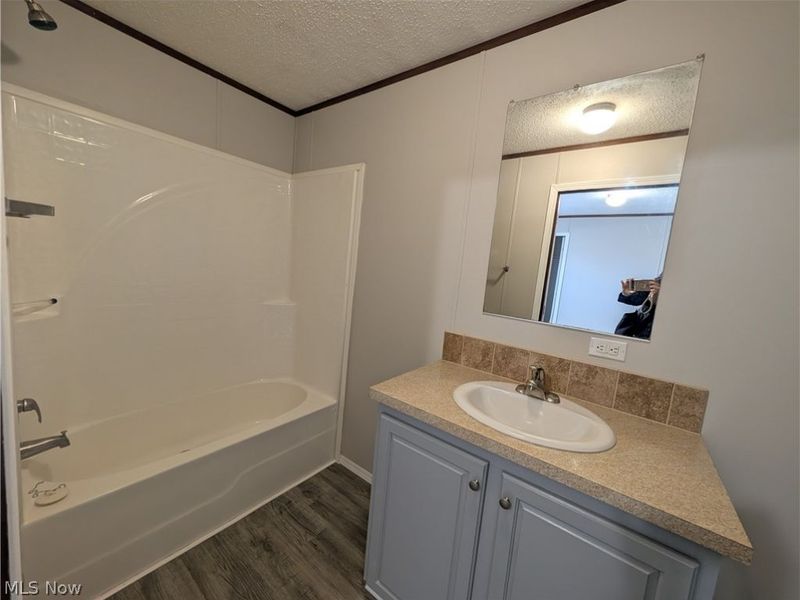 235 Cedar Brook Drive, Elyria, OH 44035 Photo 8