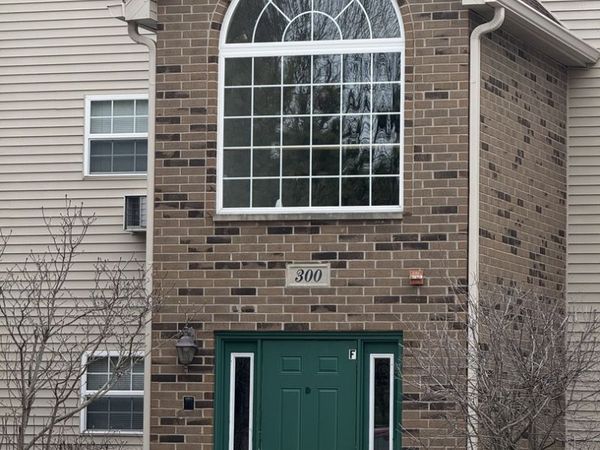 300 Cunat Boulevard , Unit 2C, Richmond, IL 60071