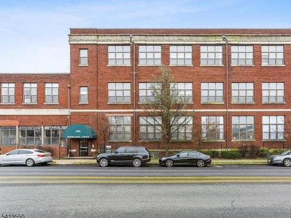 350 Scotland Rd, Unit 105, Orange, NJ 07050