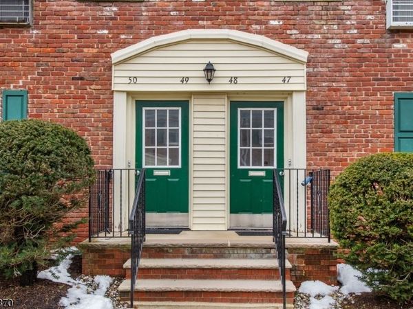 63 Roseland Ave, Caldwell, NJ 07006