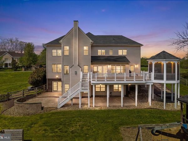 17952 MANASSAS GAP COURT, HAMILTON, VA 20158