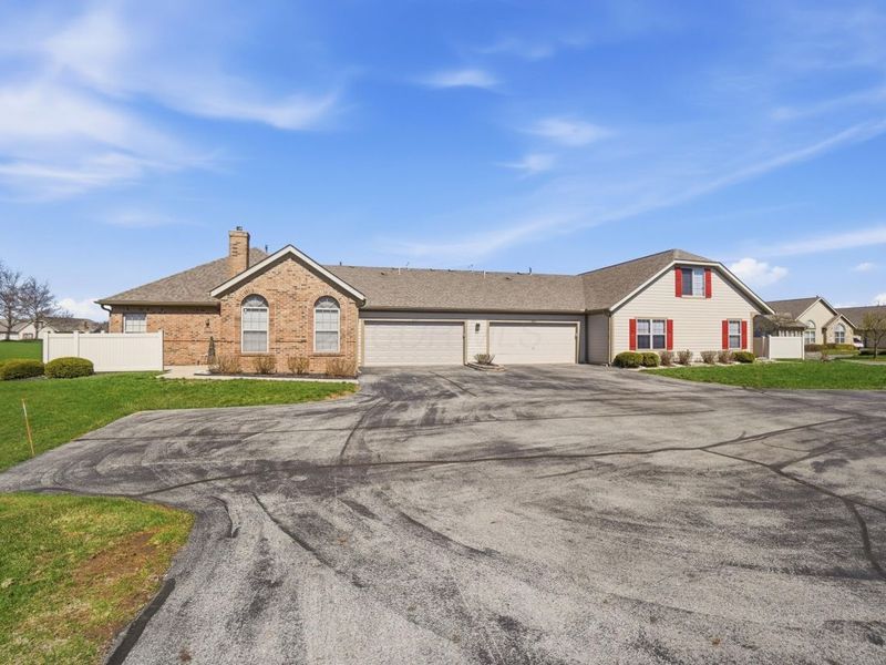 2513 Landings Way, Unit 26, Grove City, OH 43123 Photo 3