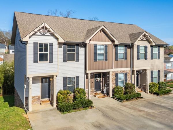 1344 Weeks Drive, Cleveland, TN 37312