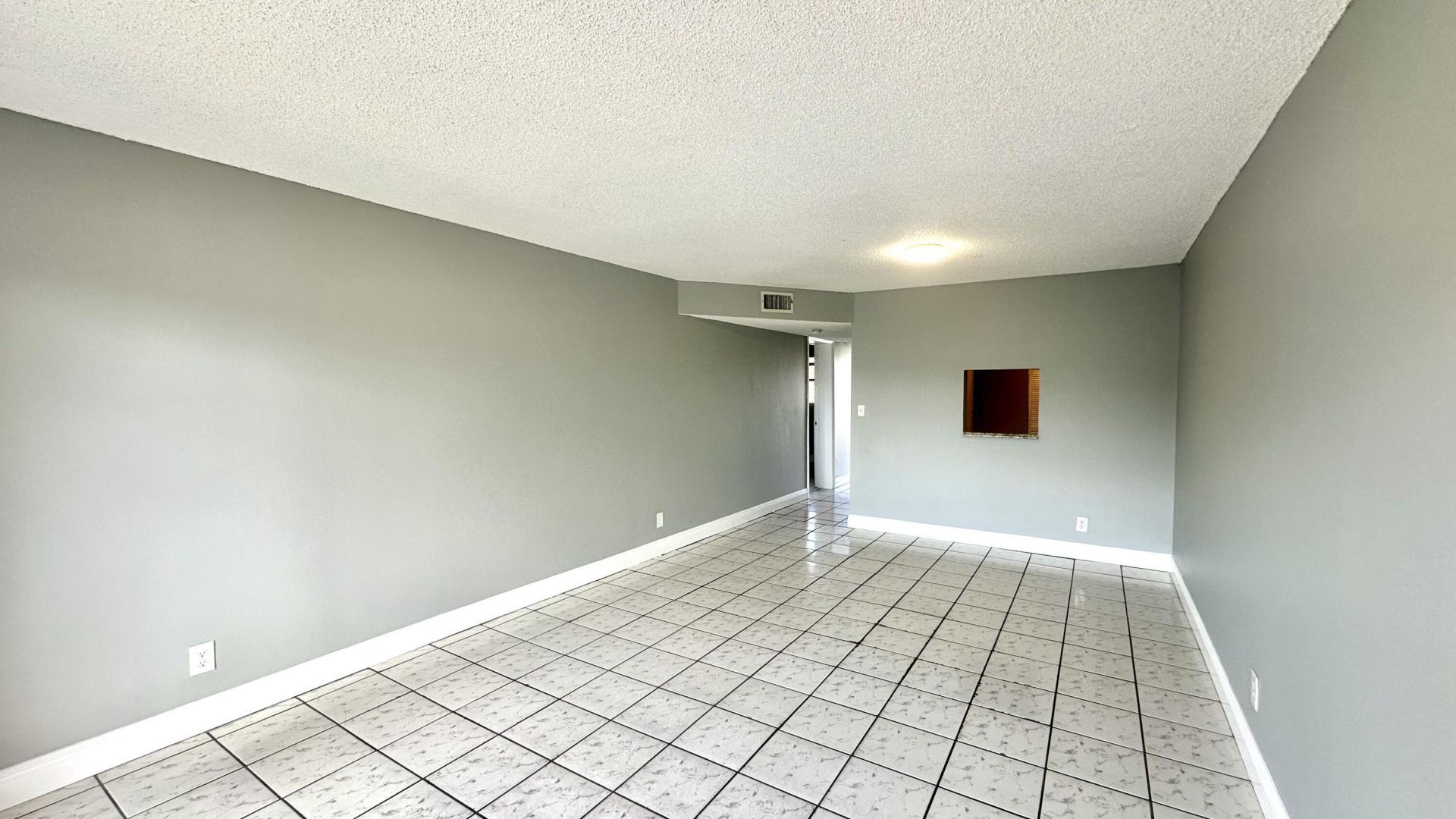 8040 N Colony Circle, Unit 207, Tamarac, FL 33321 Photo