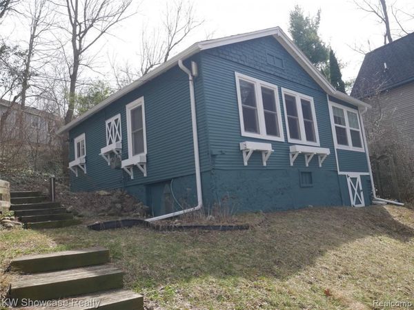 913 PEARSON Drive, Milford Twp, MI 48381