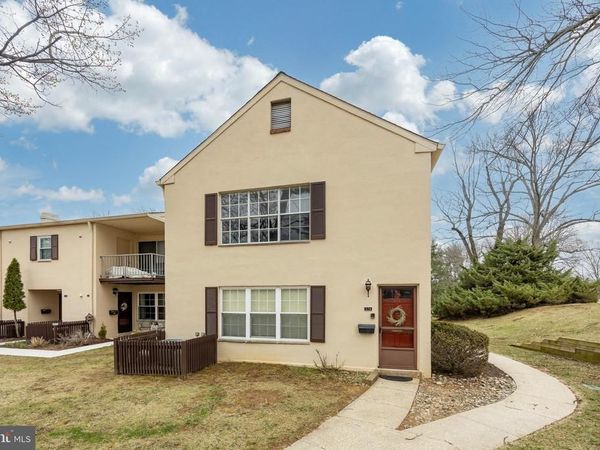 374 OLD FORGE CROSSING, Unit 374, DEVON, PA 19333