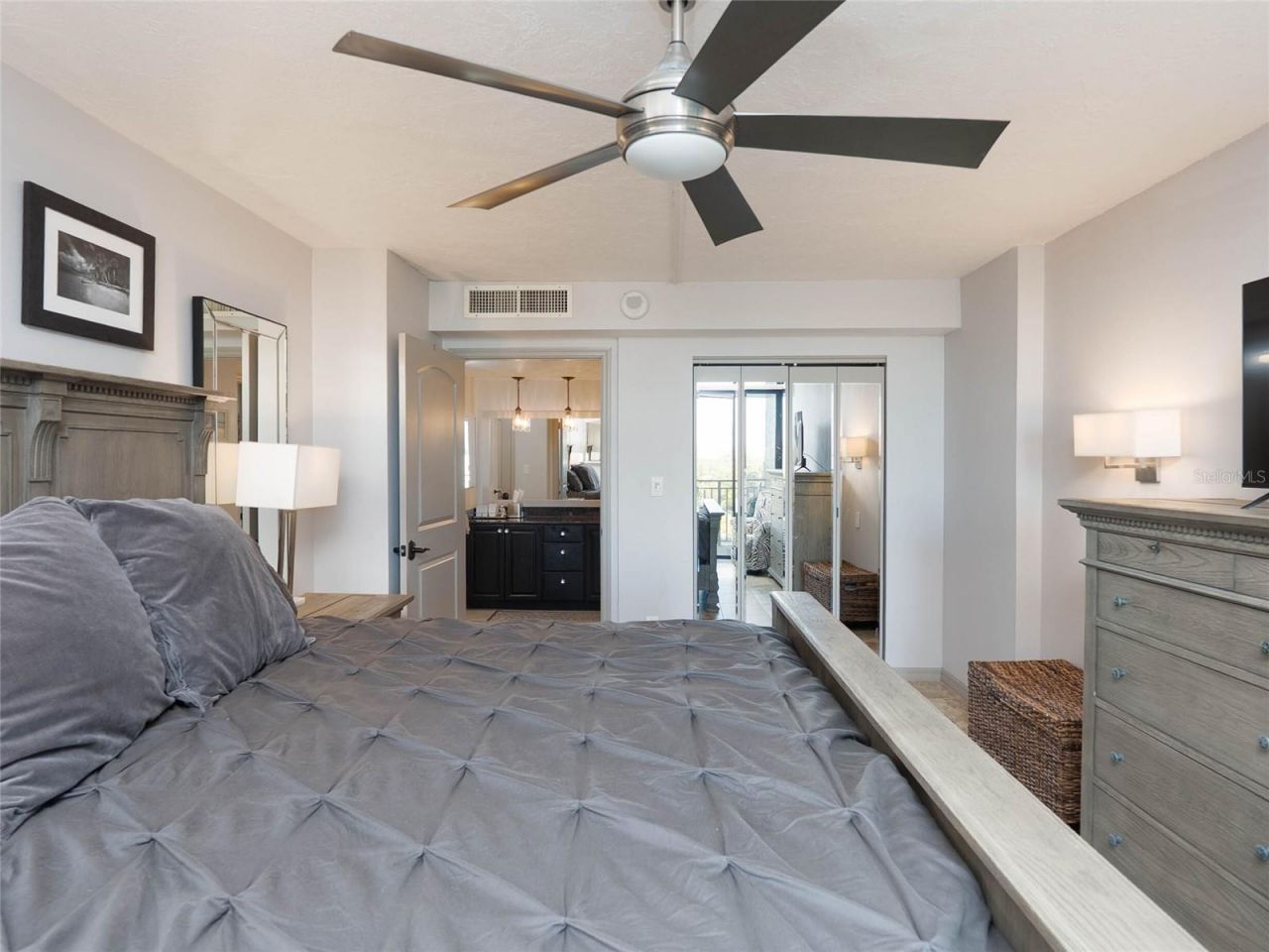 4822 Ocean Boulevard , Unit 5E, Sarasota, FL 34242 Photo