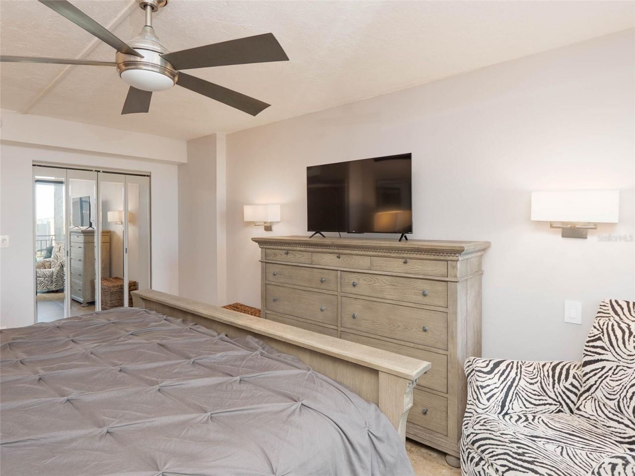 4822 Ocean Boulevard , Unit 5E, Sarasota, FL 34242 Photo