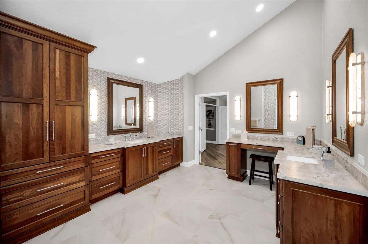 5044 Kilkenney Court, Oldsmar, FL 34677 Photo