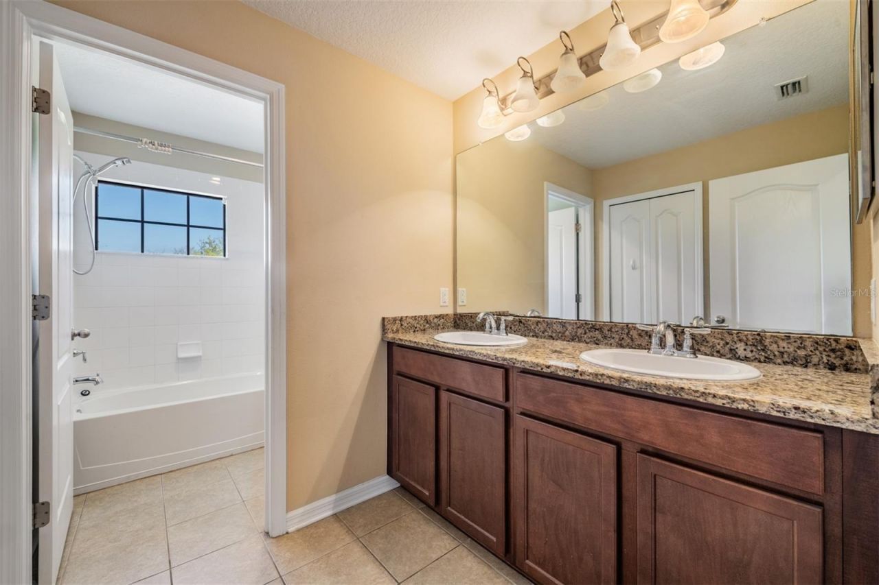 11639 Tangle Stone Drive, Gibsonton, FL 33534 Photo