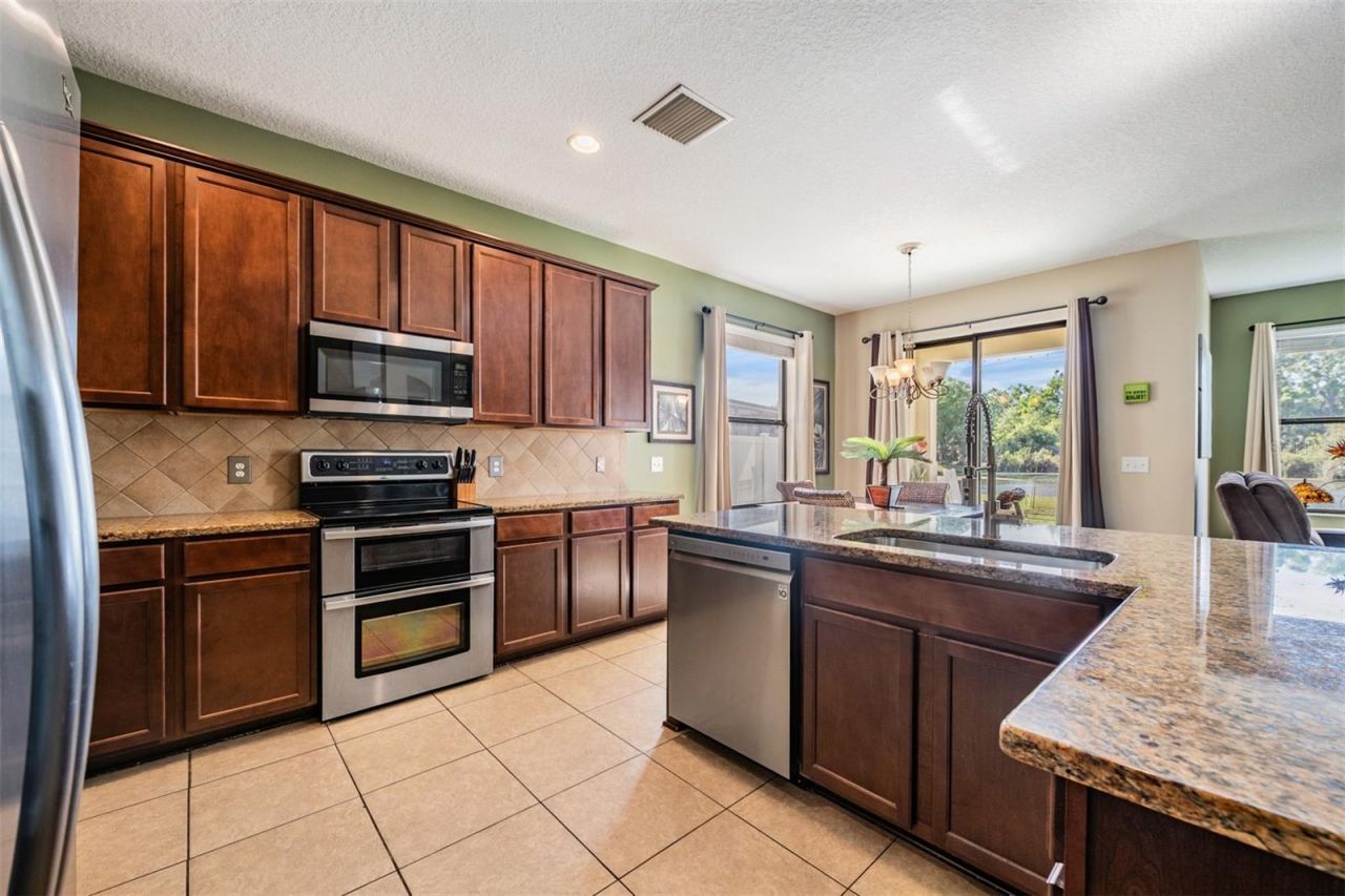 11639 Tangle Stone Drive, Gibsonton, FL 33534 Photo