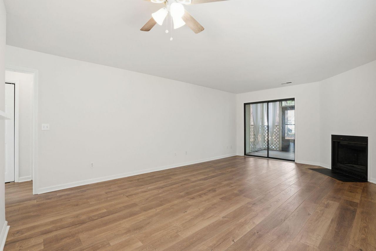 2745 Jobee Drive Photo 11