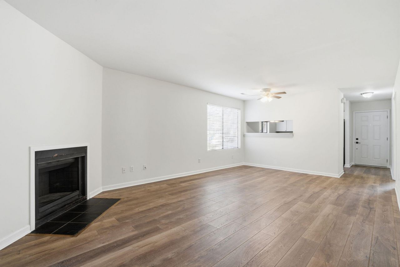 2745 Jobee Drive Photo 13