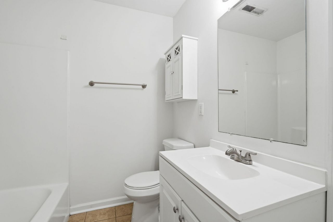 2745 Jobee Drive Photo 17