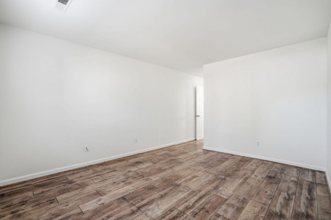 2745 Jobee Drive Photo 21