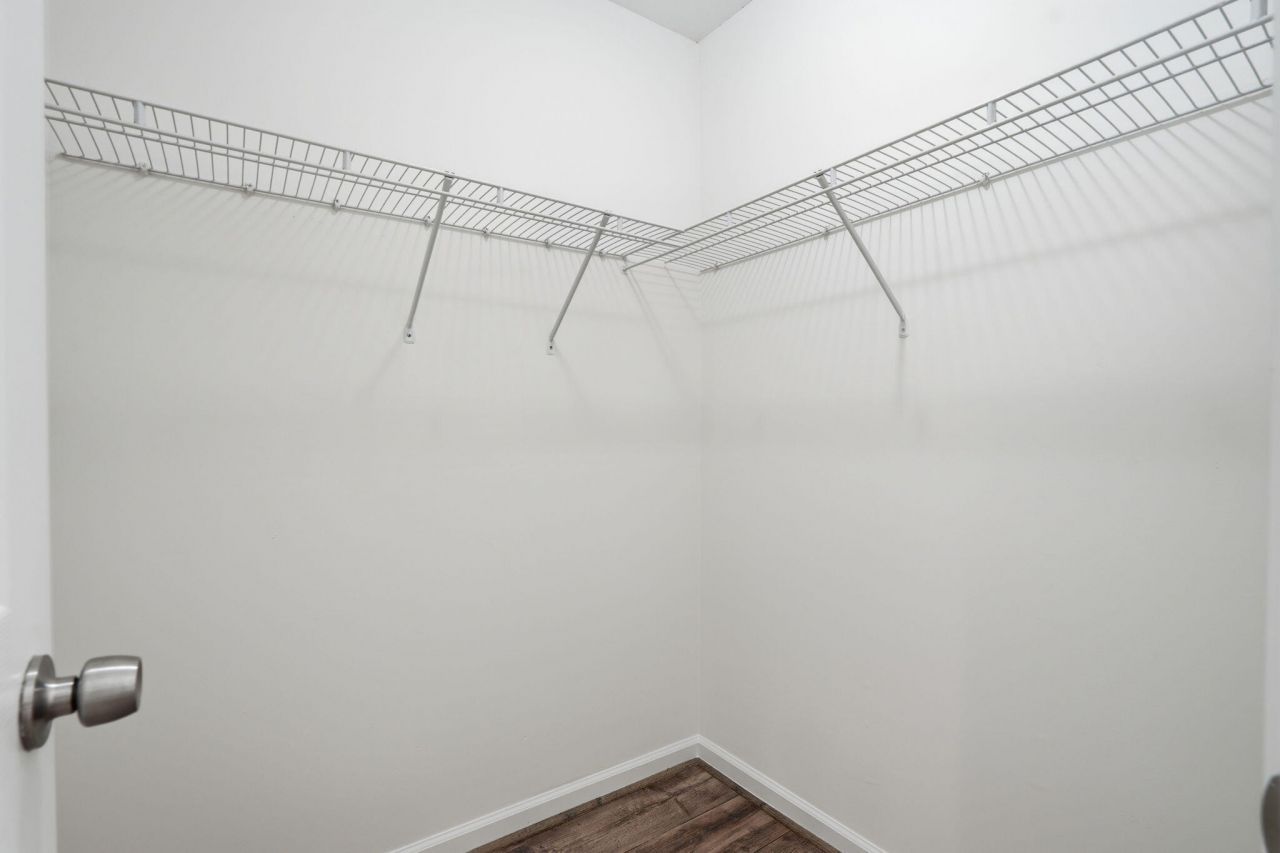 2745 Jobee Drive Photo 24