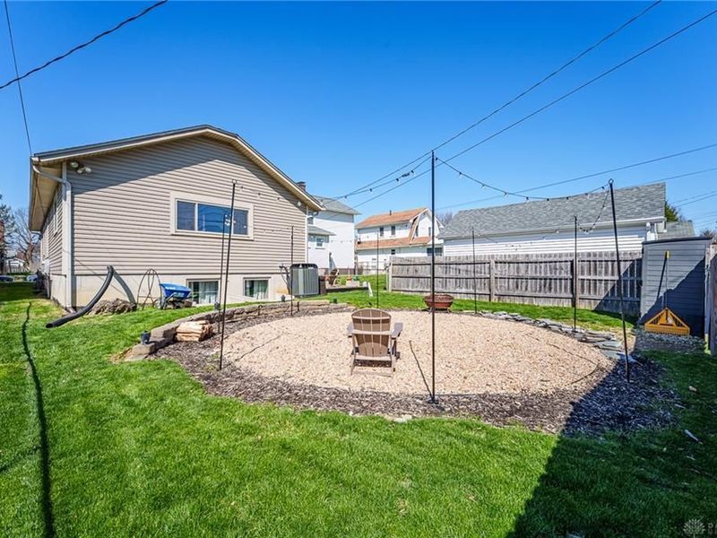 2828 Dwight Avenue, Dayton, OH 45420 Photo 9