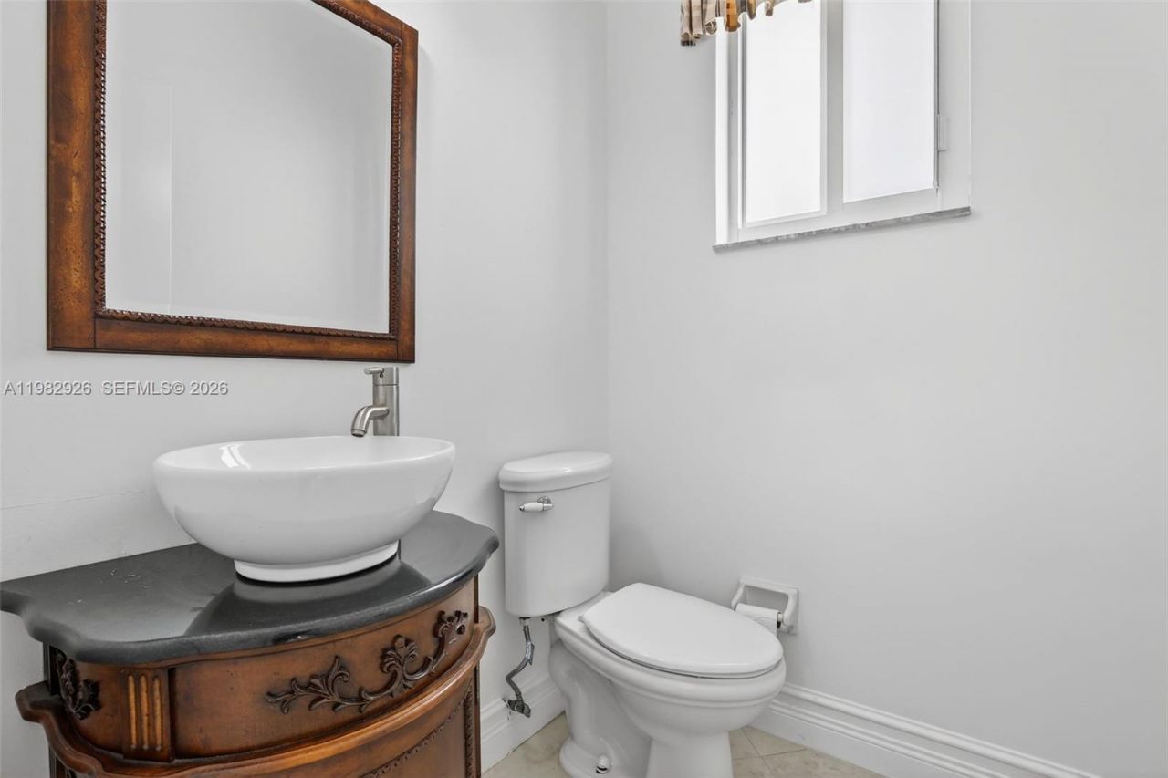 1583 NW 182nd Way , Pembroke Pines, FL 33029 Photo