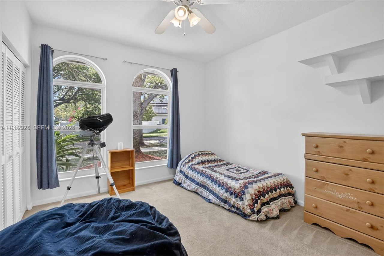 1583 NW 182nd Way , Pembroke Pines, FL 33029 Photo