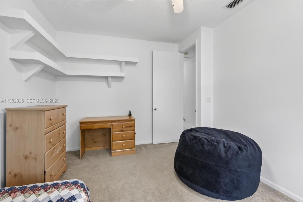 1583 NW 182nd Way , Pembroke Pines, FL 33029 Photo