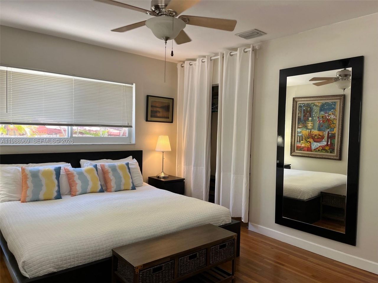 113 SW 2nd St , Hallandale Beach, FL 33009 Photo