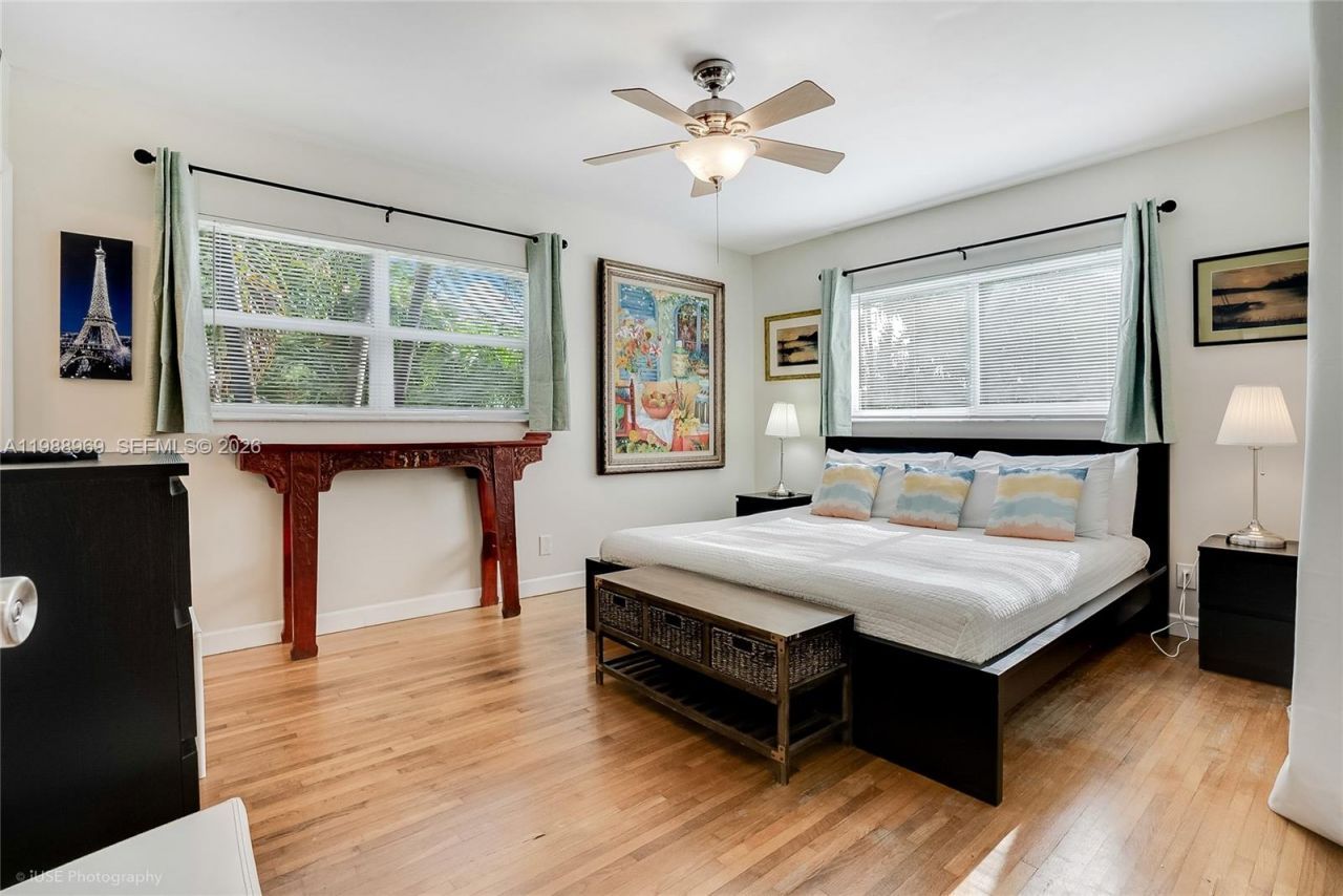113 SW 2nd St, Hallandale Beach, FL 33009 Photo