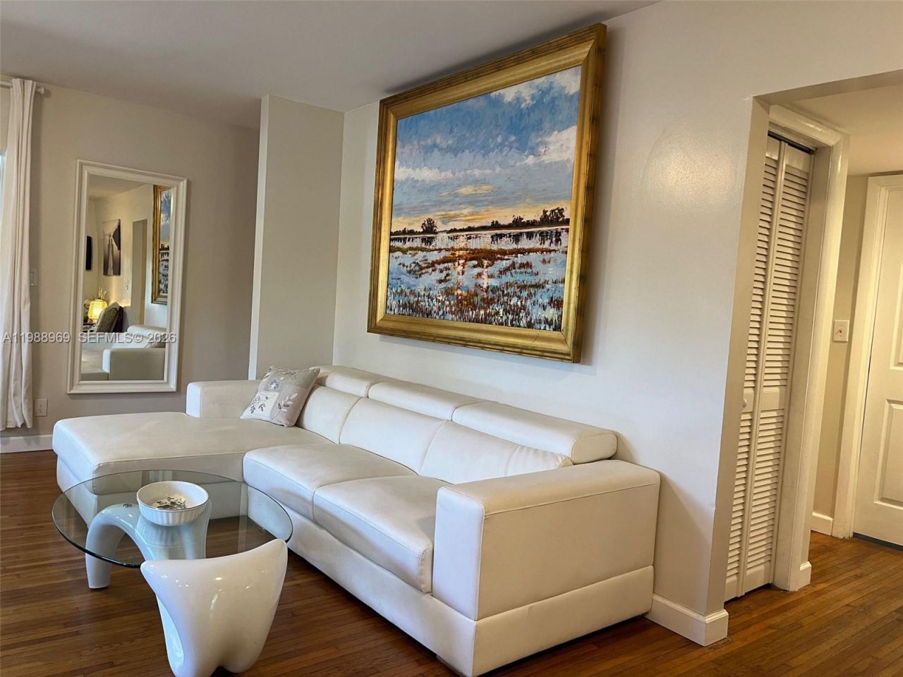 113 SW 2nd St, Hallandale Beach, FL 33009 Photo
