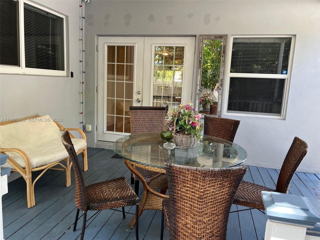 113 SW 2nd St , Hallandale Beach, FL 33009 Photo