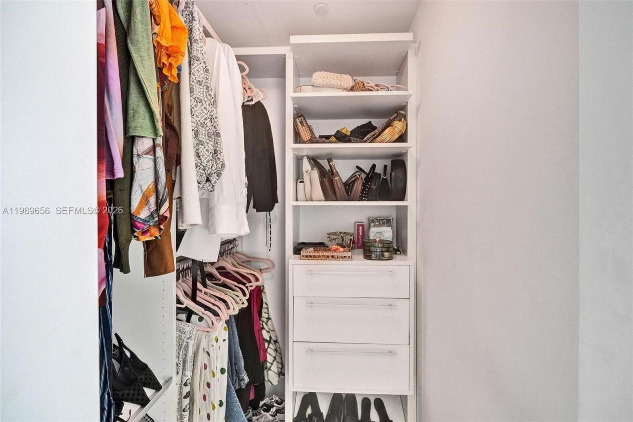 1300 S Miami Ave , Unit 2503, Miami, FL 33130 Photo