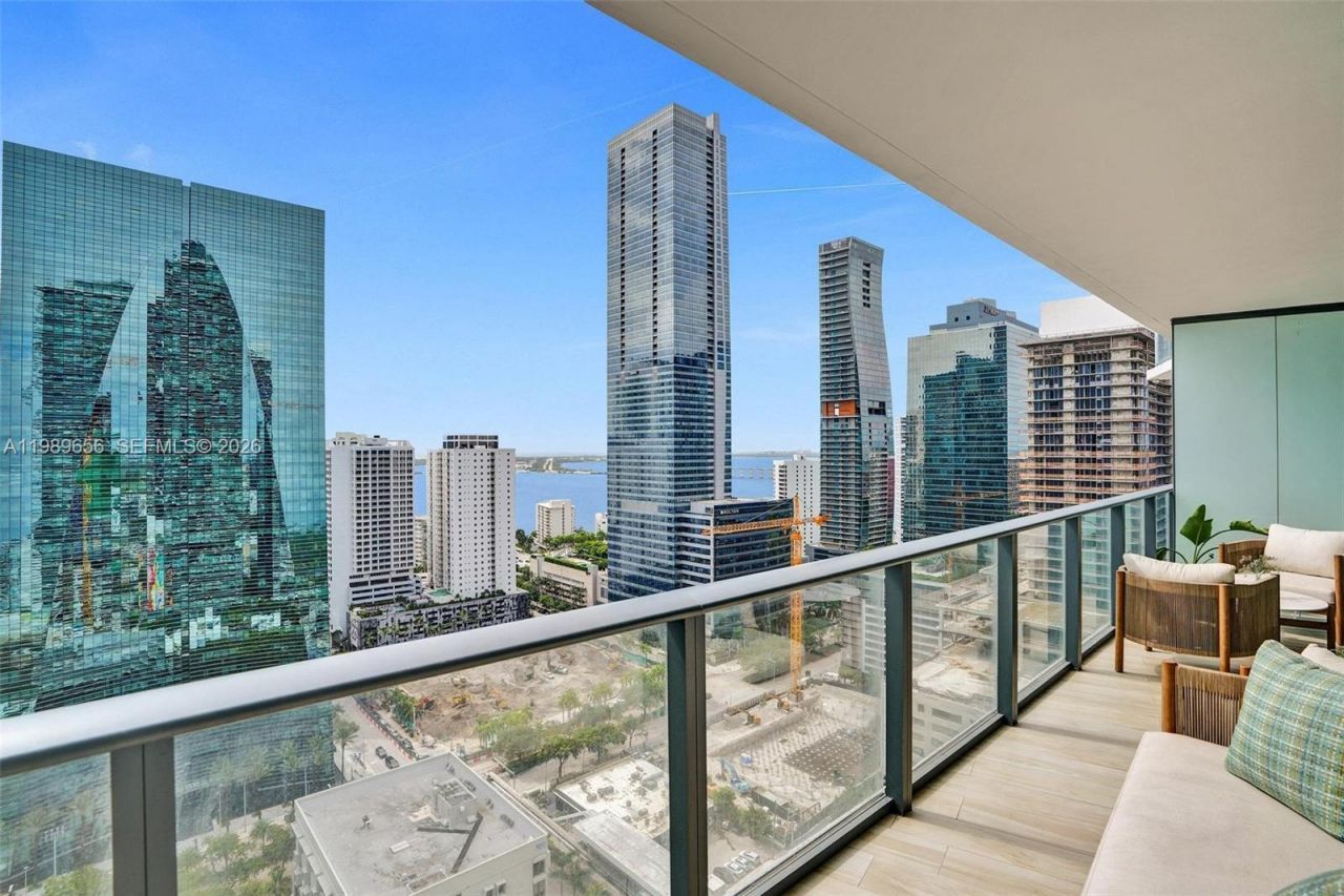 1300 S Miami Ave , Unit 2503, Miami, FL 33130 Photo