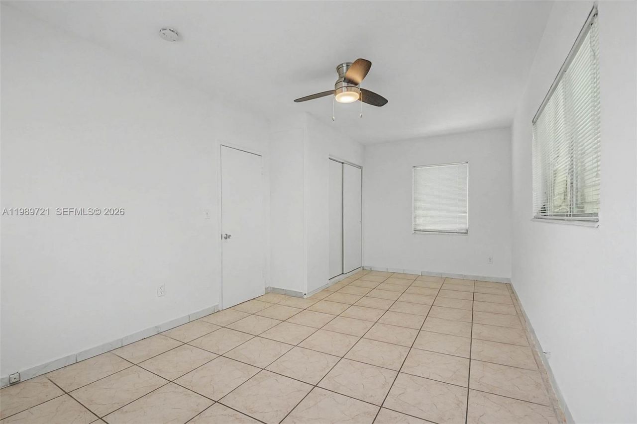 225 Madeira Ave, Unit 6, Coral Gables, FL 33134 Photo