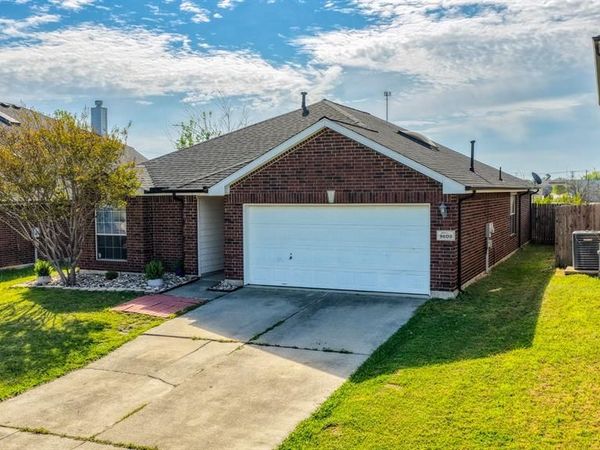9609 Maryville Lane, Fort Worth, TX 76108