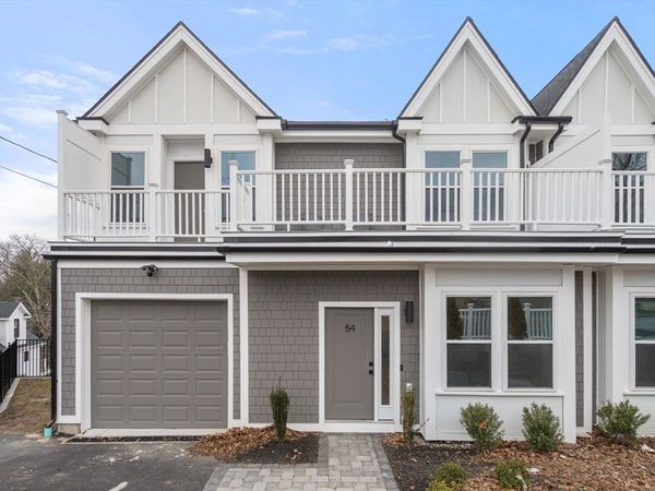 54 Indiana Terrace, Unit 54, Newton, MA 02464