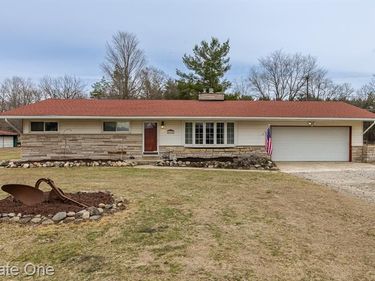475 S Coats Road, Oxford Twp, MI 48371