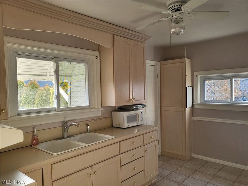 108 Arizona Avenue, Lorain, OH 44052 Photo 10