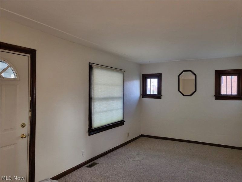 108 Arizona Avenue, Lorain, OH 44052 Photo 6