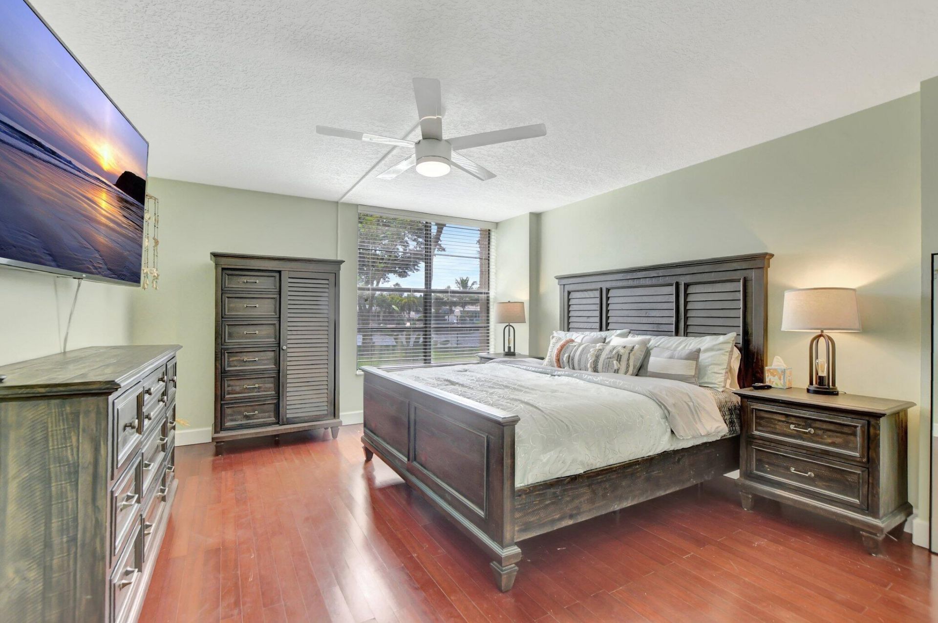 14 Royal Palm Way, Unit 102, Boca Raton, FL 33432 Photo