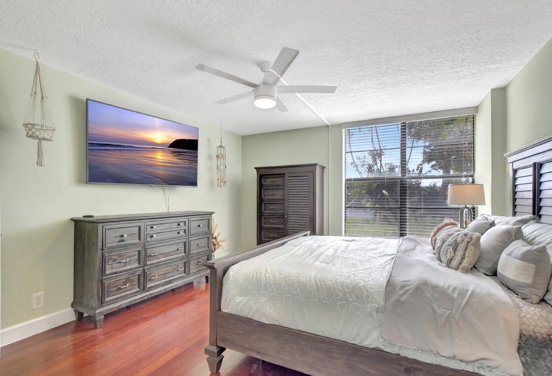 14 Royal Palm Way, Unit 102, Boca Raton, FL 33432 Photo