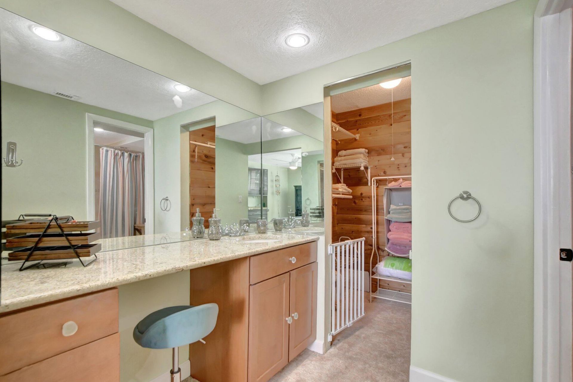 14 Royal Palm Way, Unit 102, Boca Raton, FL 33432 Photo