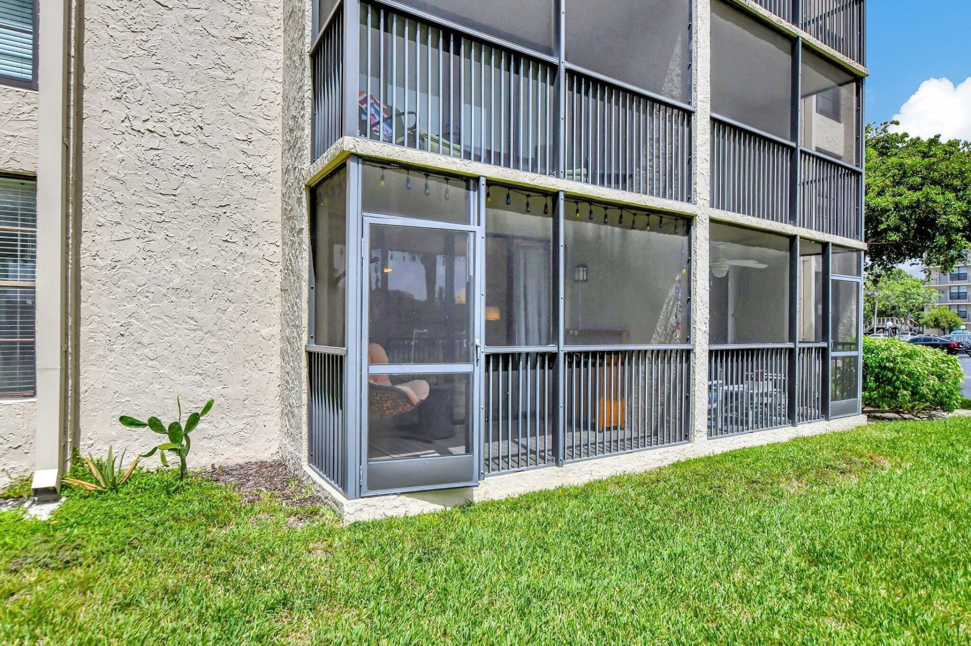 14 Royal Palm Way, Unit 102, Boca Raton, FL 33432 Photo