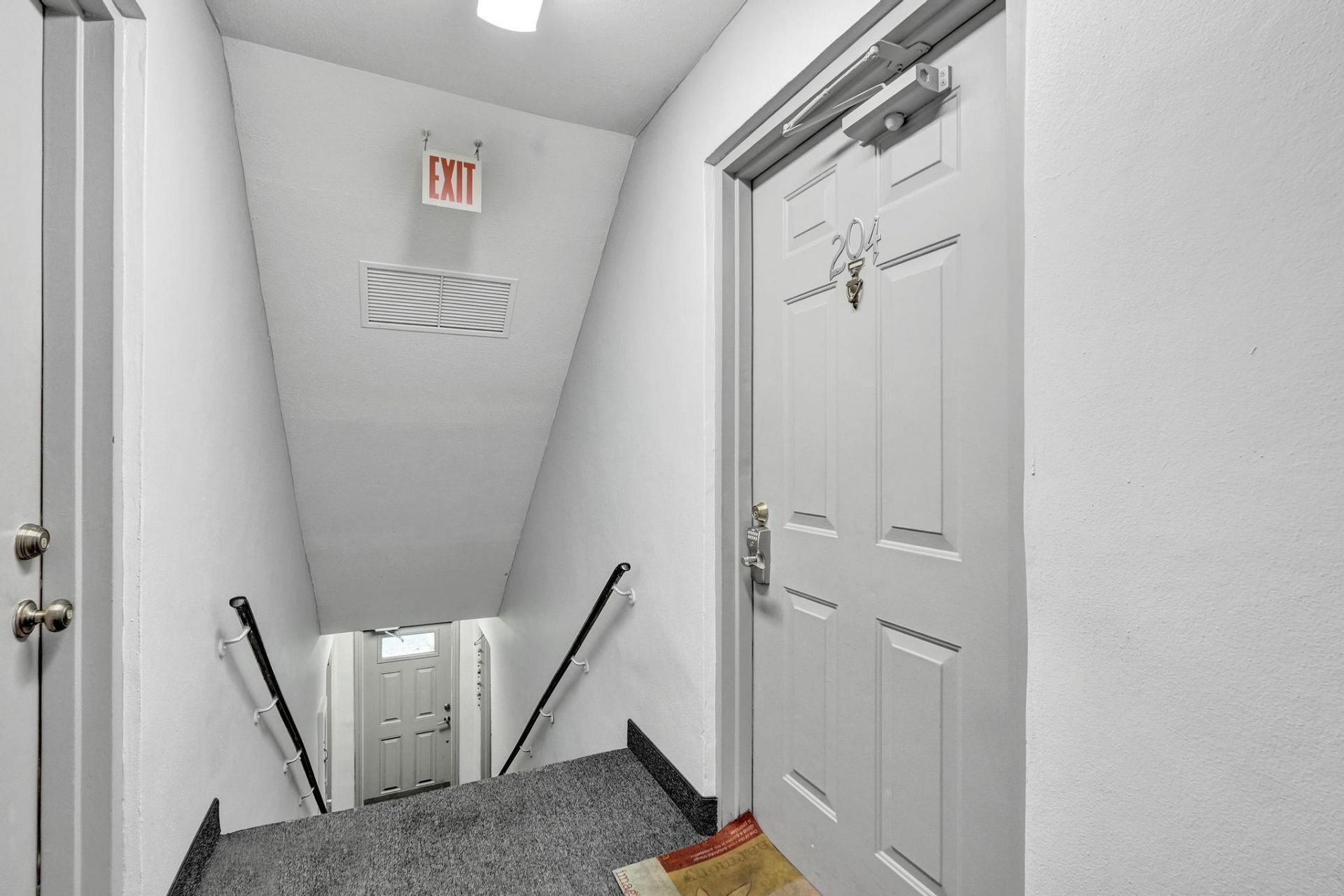 9840 Pineapple Tree Drive, Unit 204, Boynton Beach, FL 33436 Photo