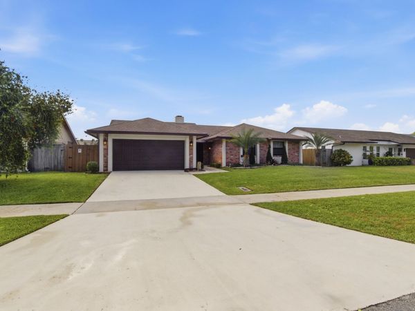 2658 SW 11th Place N, Deerfield Beach, FL 33442