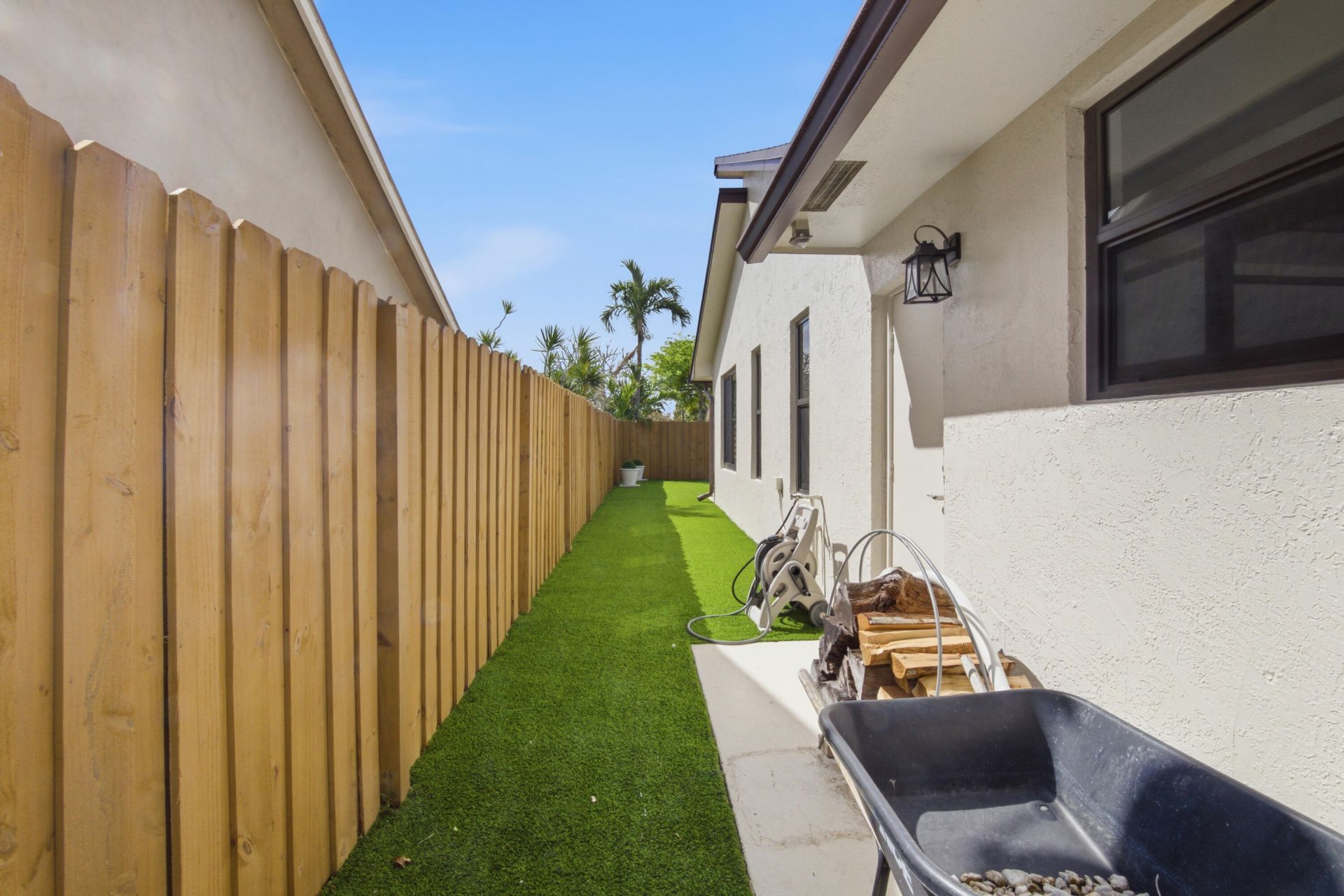 2658 SW 11th Place N, Deerfield Beach, FL 33442 Photo