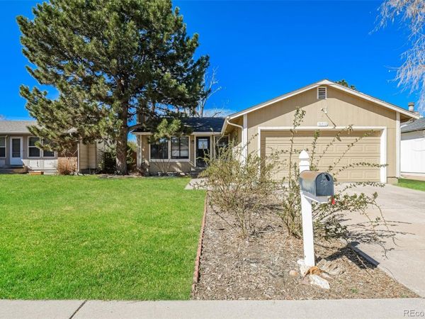 16812 E Mansfield Circle, Aurora, CO 80013