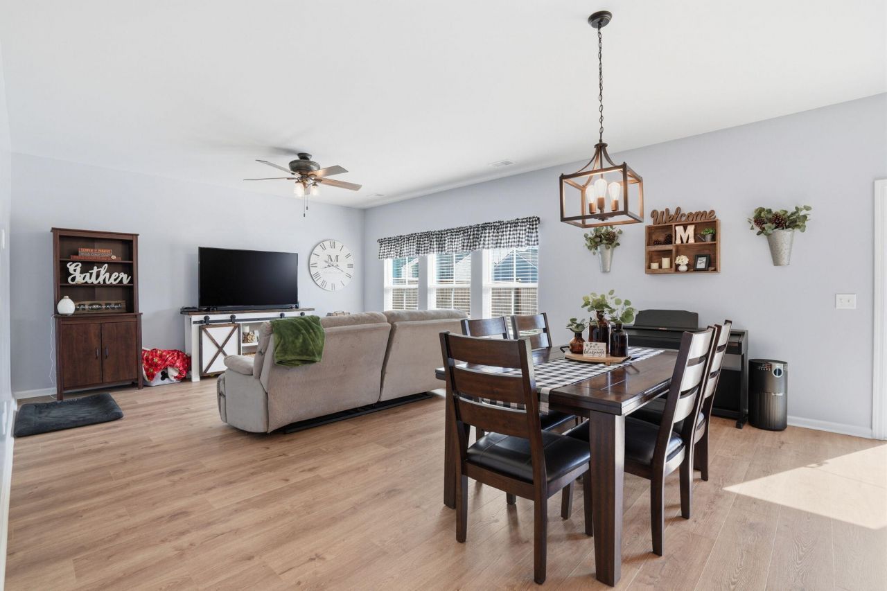 221 Wood Sage Run Photo 4