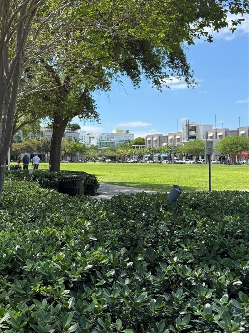 3470 E Coast Ave, Unit H0603, Miami, FL 33137 Photo